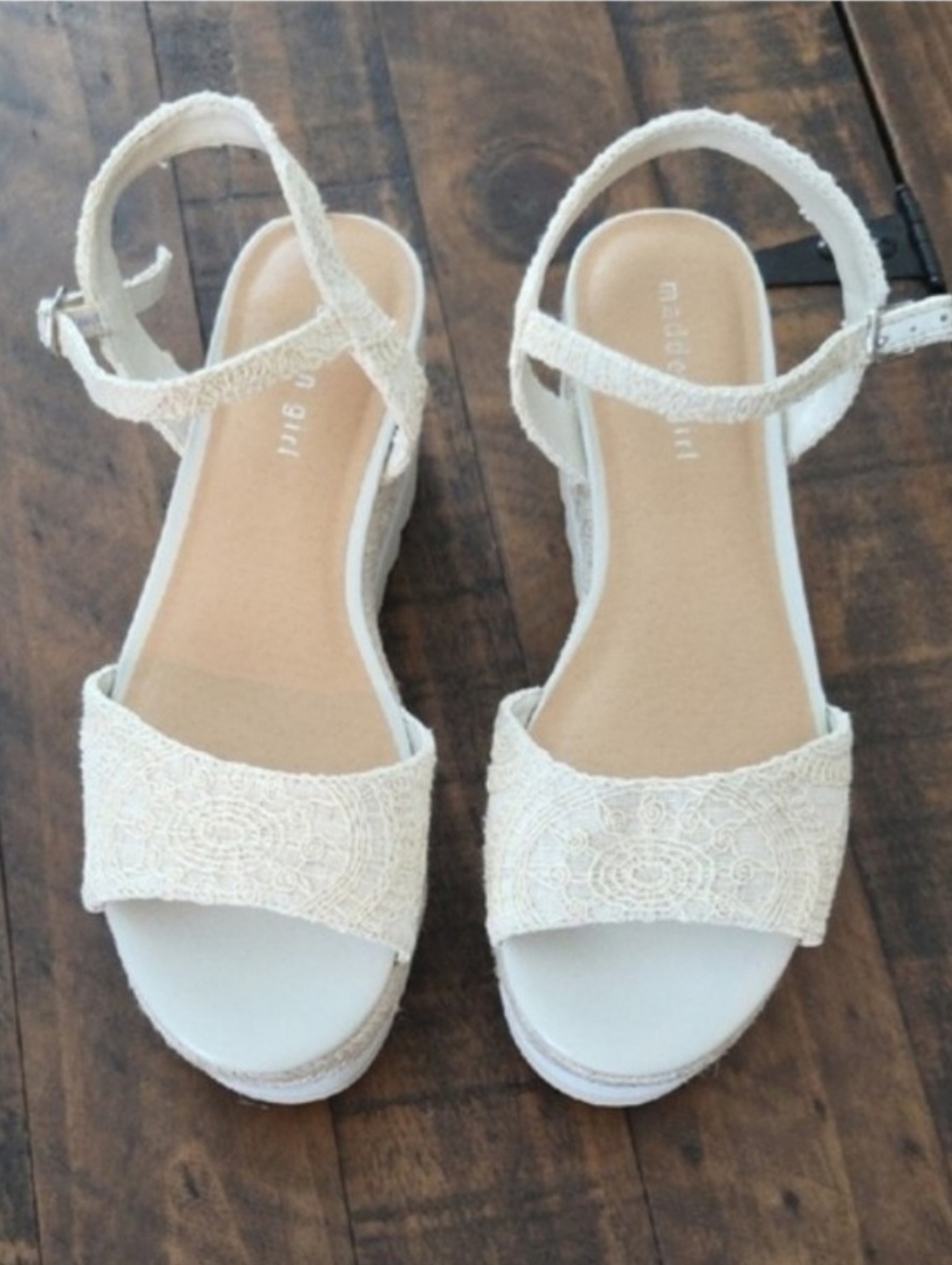 Madden Girl Wedges